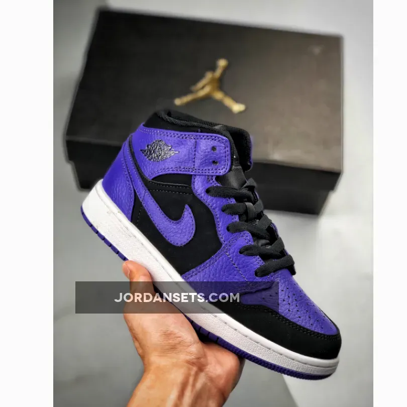 Air Jordan 1 Mid Black Concord