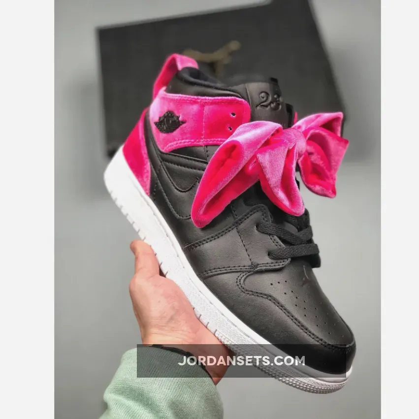 Air Jordan 1 Mid Bow Black/Noble Red