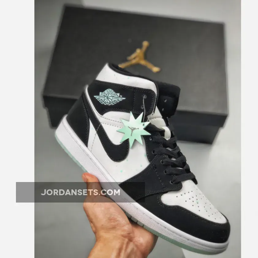 Air Jordan 1 Mid SE "Panda" White/Black-Teal Tint