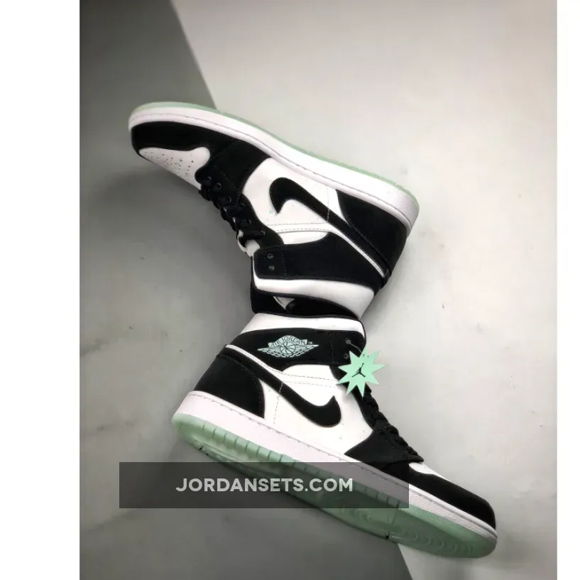 Air Jordan 1 Mid SE "Panda" White/Black-Teal Tint Air Jordan 1 Mid SE "Panda" White/Black-Teal Tint
