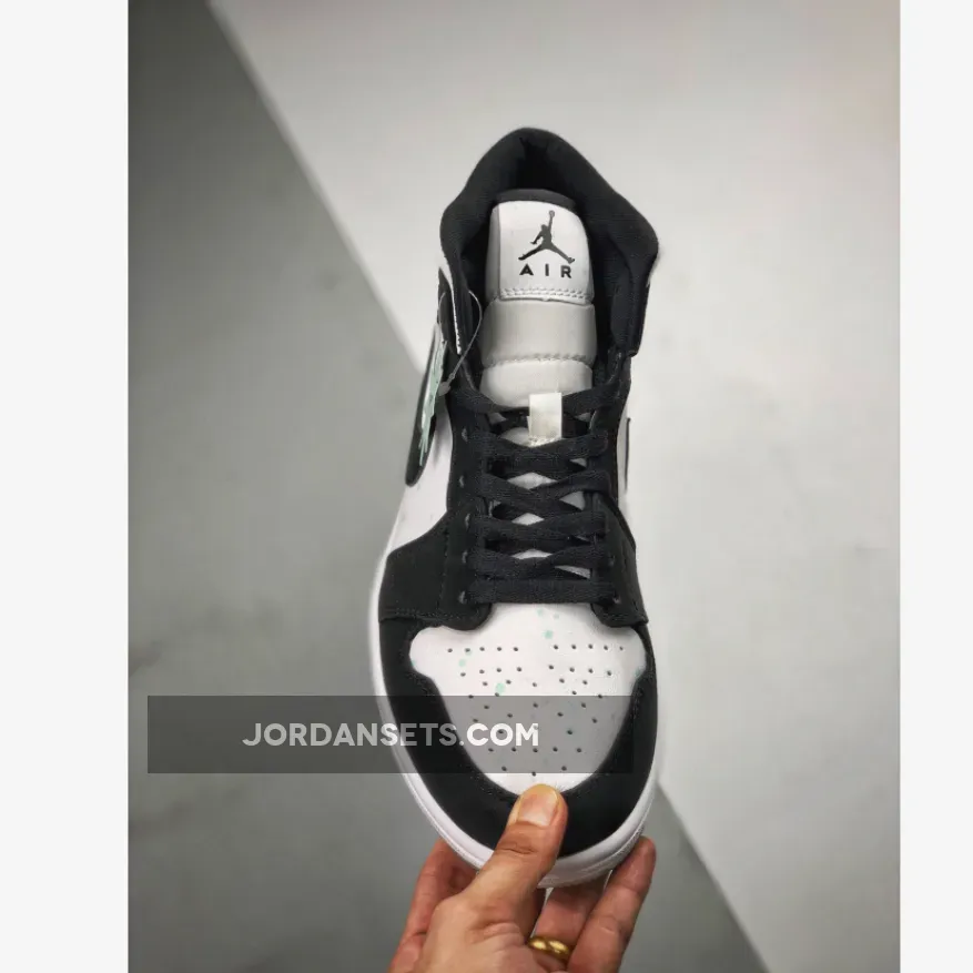 Air Jordan 1 Mid SE "Panda" White/Black-Teal Tint Air Jordan 1 Mid SE "Panda" White/Black-Teal Tint