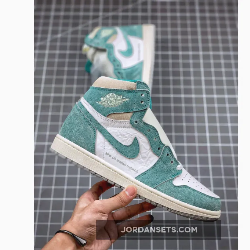 Air Jordan 1 Retro High OG "Turbo Green" Air Jordan 1 Retro High OG "Turbo Green"