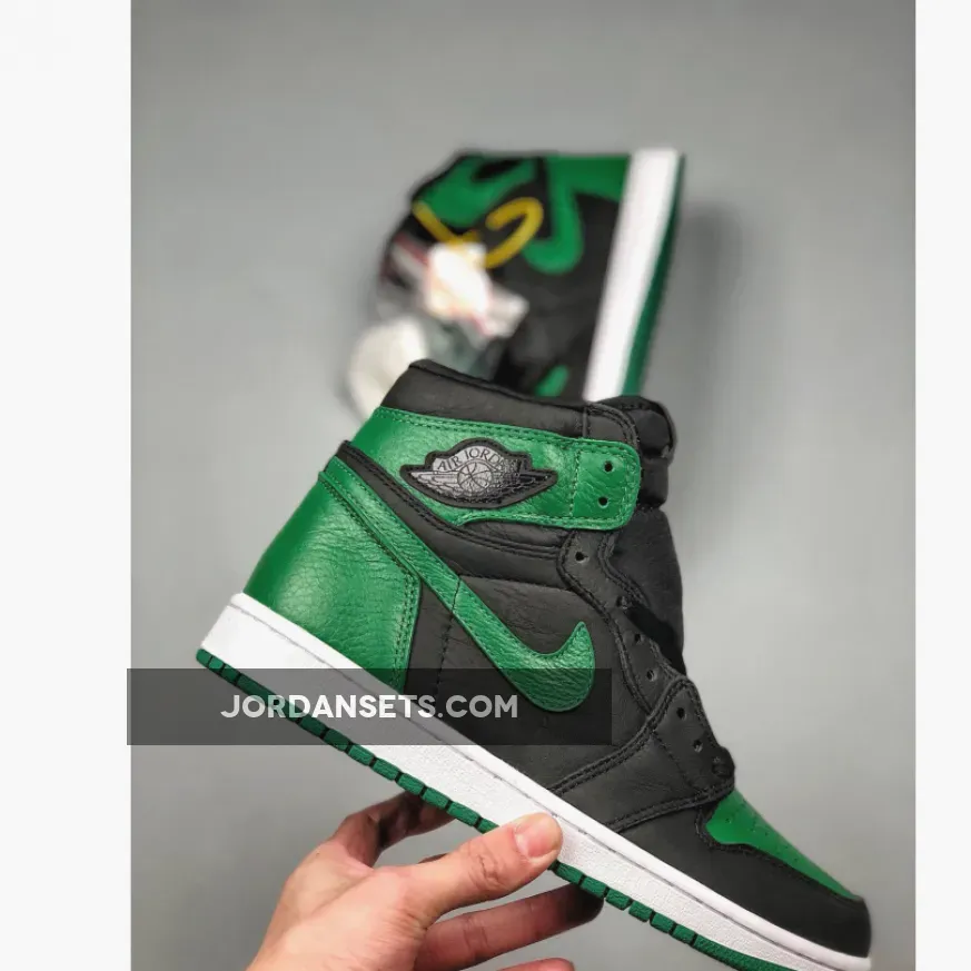 Air Jordan 1 Retro High OG "Pine Green 2.0" Air Jordan 1 Retro High OG "Pine Green 2.0"