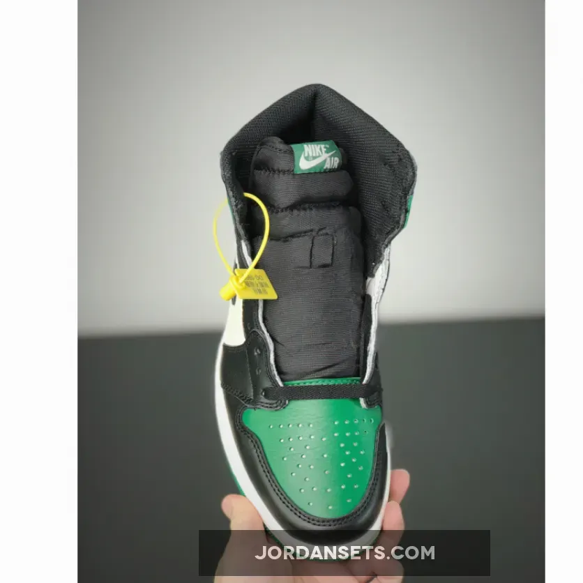 Air Jordan 1 Retro High Og 'Pine Green' 555088 302 AJ1 Sail-Black Air Jordan 1 Retro High Og 'Pine Green' 555088 302 AJ1 Sail-Black