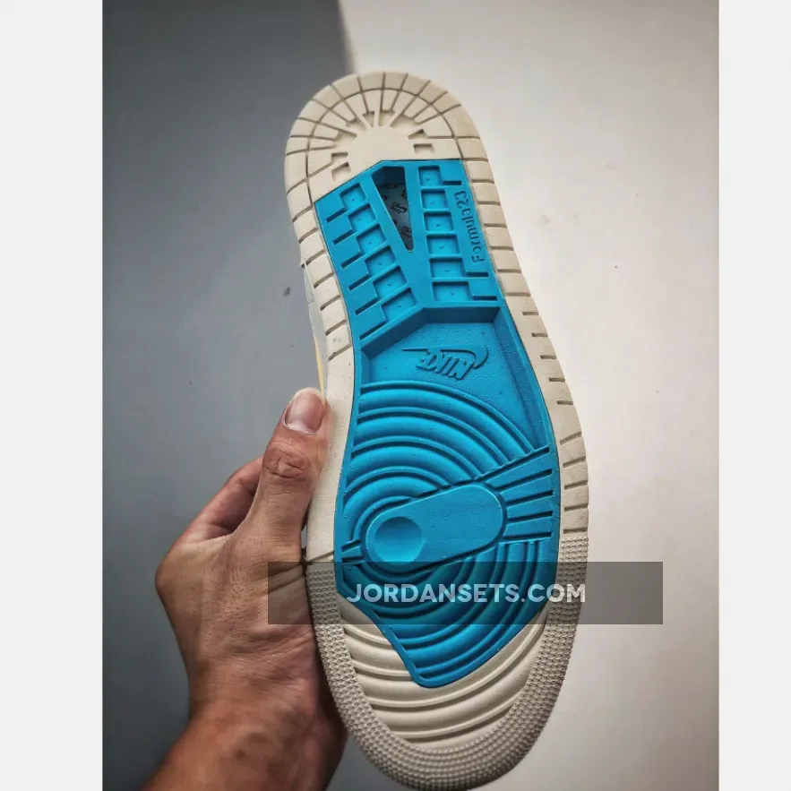 Air Jordan 1 Zoom CMFT Light Tan Yellow Blue Air Jordan 1 Zoom CMFT Light Tan Yellow Blue