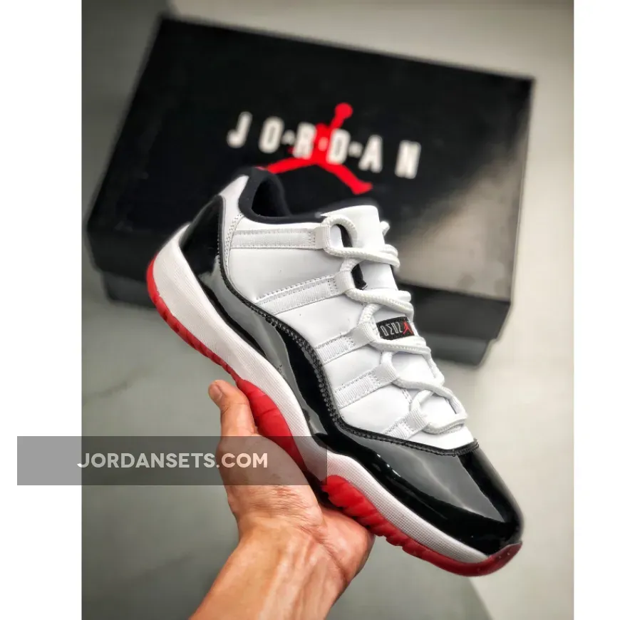 Air Jordan 11 Low White Black Bred