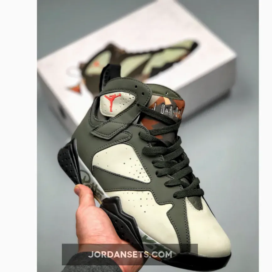 Air Jordan 7 Retro "Patta Icicle" Unisex Icicle/Sequoia-River Rock/Ligh AJ7