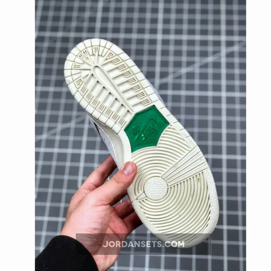 Ben-G x Nike SB Dunk Low White Lucid Green Ben-G x Nike SB Dunk Low White Lucid Green