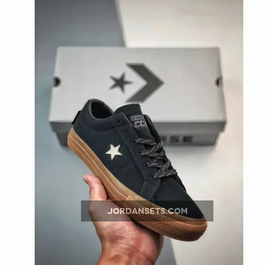 Converse One Star Pro Low ‘Black Dark Gum’