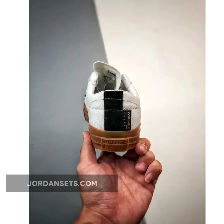 Converse One Star Pro Low ‘White Dark Gum’ Converse One Star Pro Low ‘White Dark Gum’