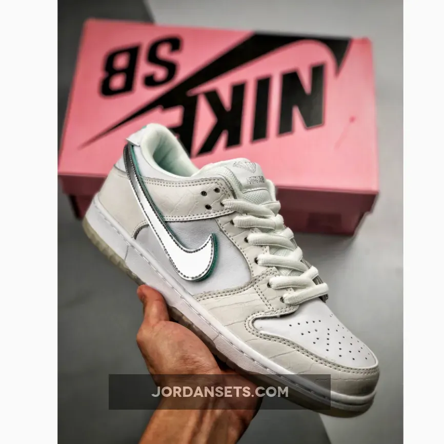 Diamond x Nike SB Dunk Low White