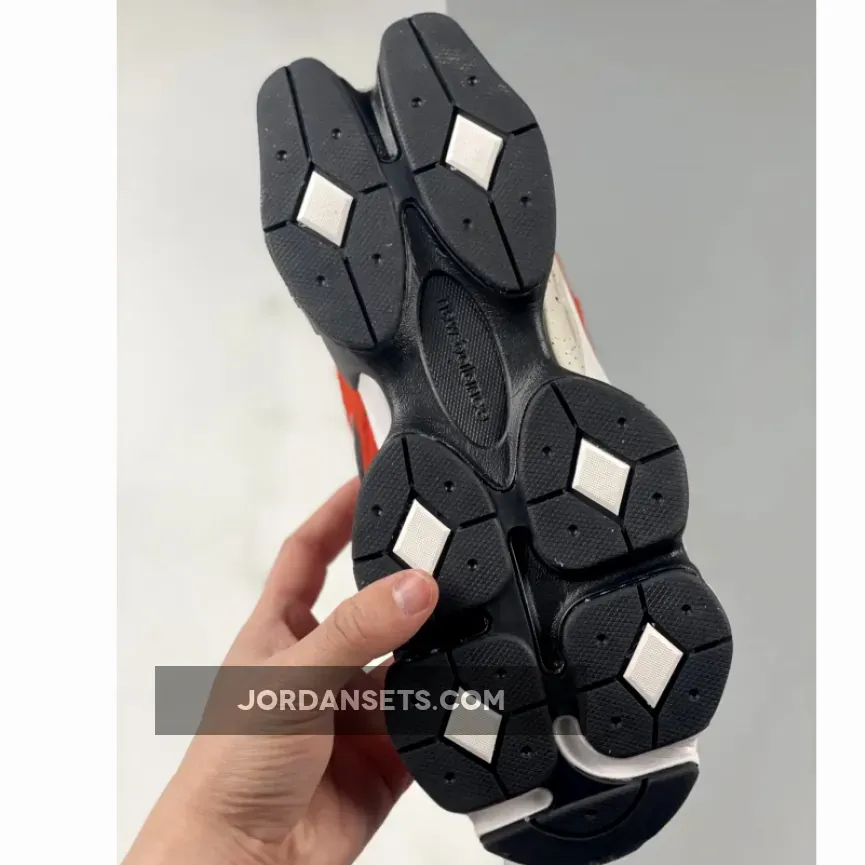 DTLR x New Balance 9060 "Fire Sign" Orange/Red-Yellow DTLR x New Balance 9060 "Fire Sign" Orange/Red-Yellow