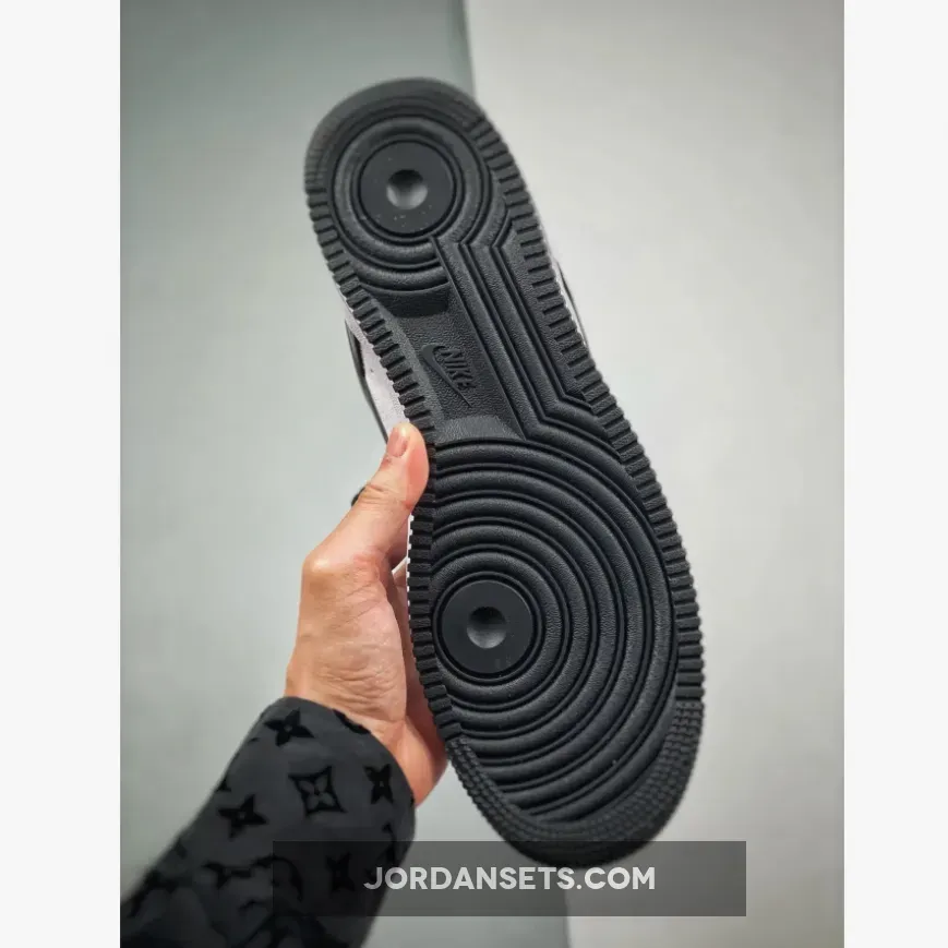 Fat Joe x Nike Air Force 1 Low "Terror Squad" White Black Fat Joe x Nike Air Force 1 Low "Terror Squad" White Black