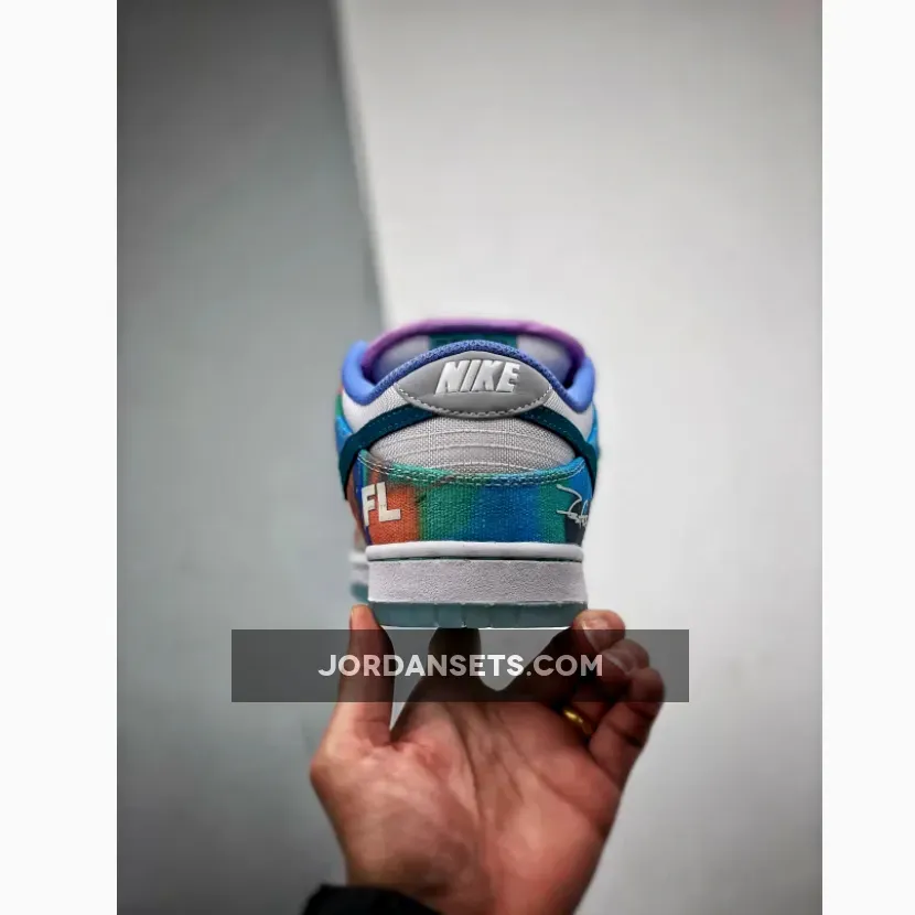 Futura Laboratories x Nike SB Dunk Low Aqua Teal Futura Laboratories x Nike SB Dunk Low Aqua Teal