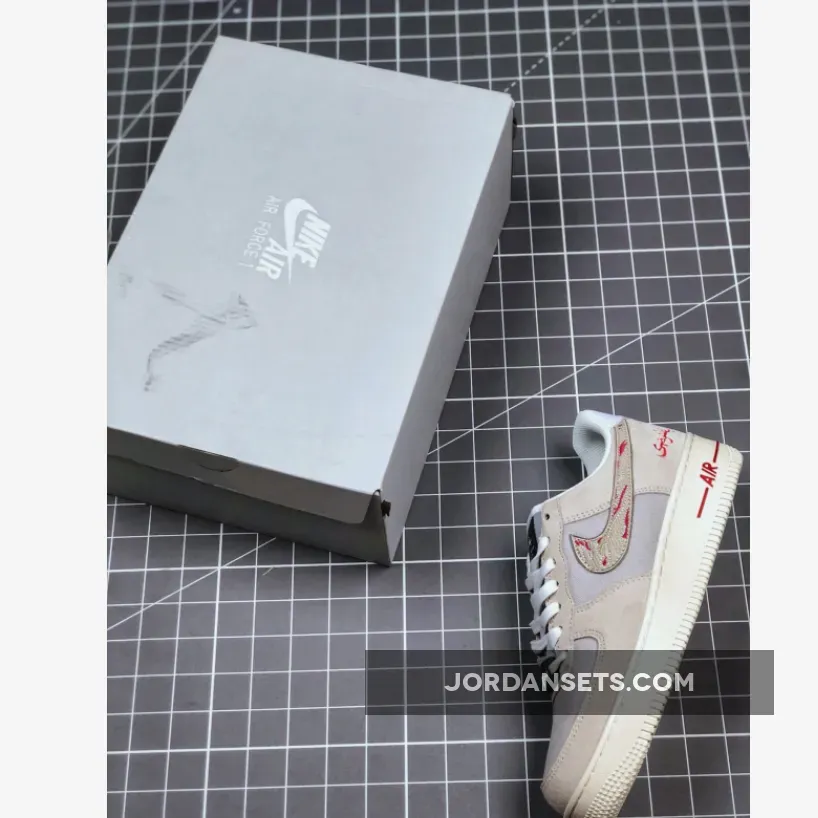 Jeff Staple x SBTG Nike Air Force 1 "Pigeon Fury" Jeff Staple x SBTG Nike Air Force 1 "Pigeon Fury"