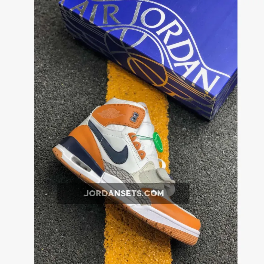 Jordan Legacy 312 White/Midnight Navy-Ginger