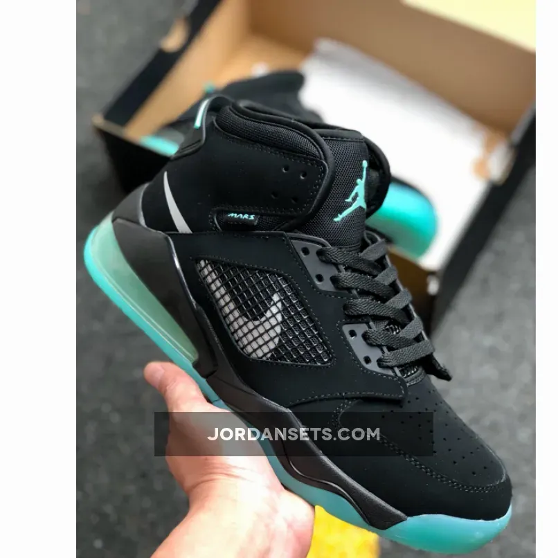 Jordan Mars 270 Black/Reflect Silver-Green Glow