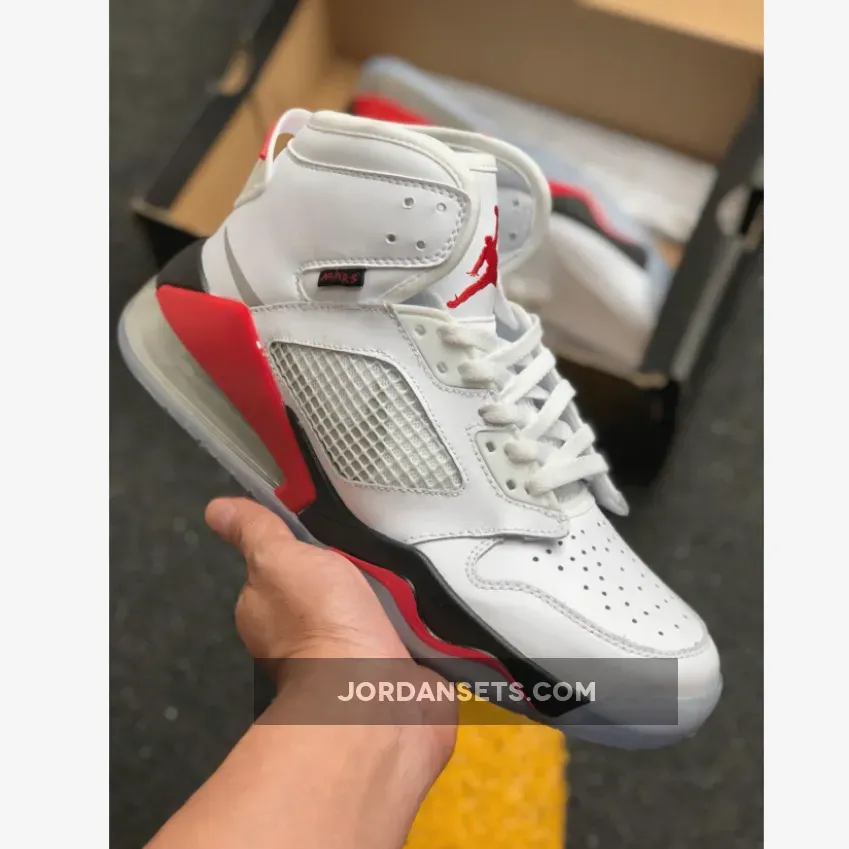 Jordan Mars 270 Fire Red