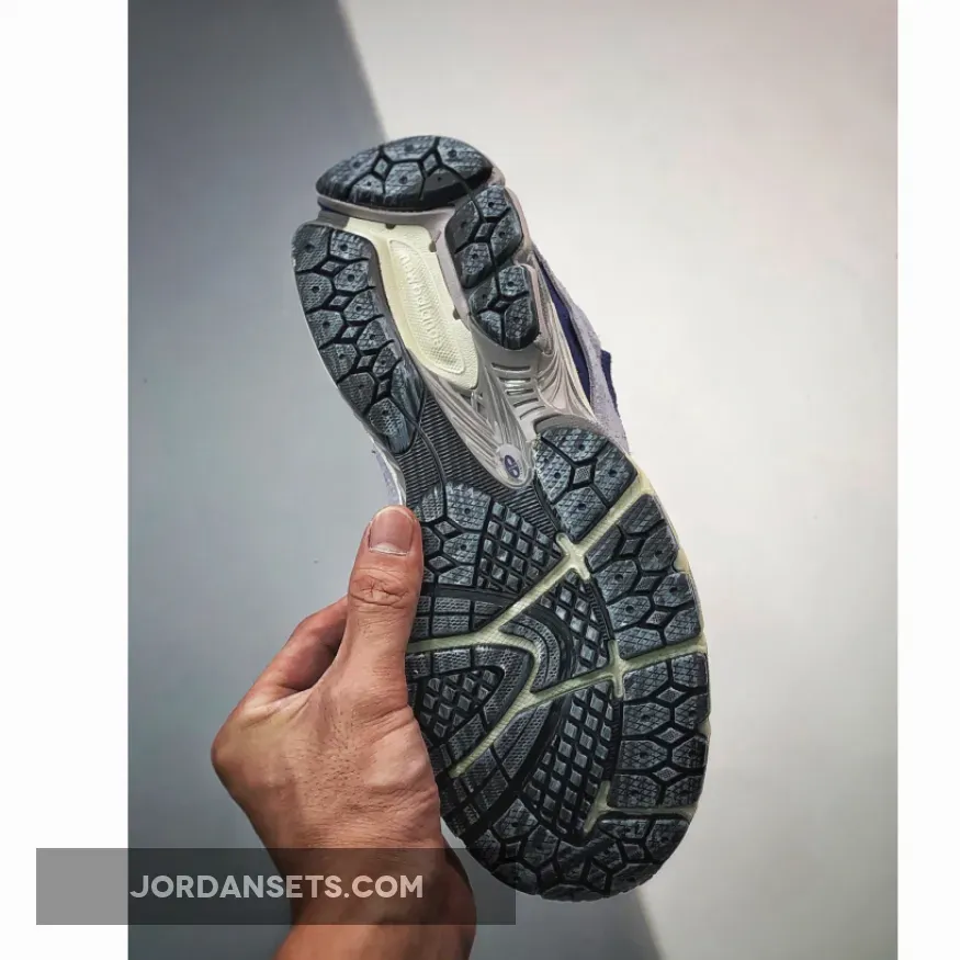 New Balance 2002R Protection Pack Purple New Balance 2002R Protection Pack Purple