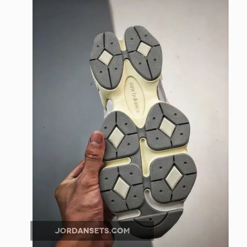 New Balance 9060 Quartz Grey New Balance 9060 Quartz Grey