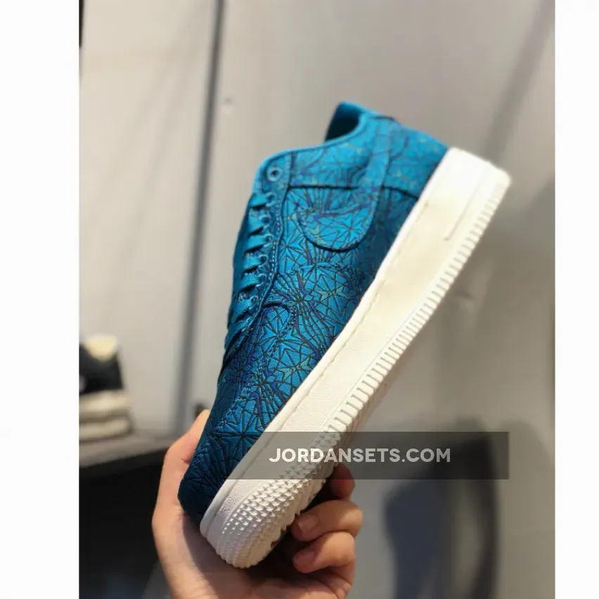 Nike Air Force 1 ’07 Premium Green Abyss/Light Blue Fury Nike Air Force 1 ’07 Premium Green Abyss/Light Blue Fury