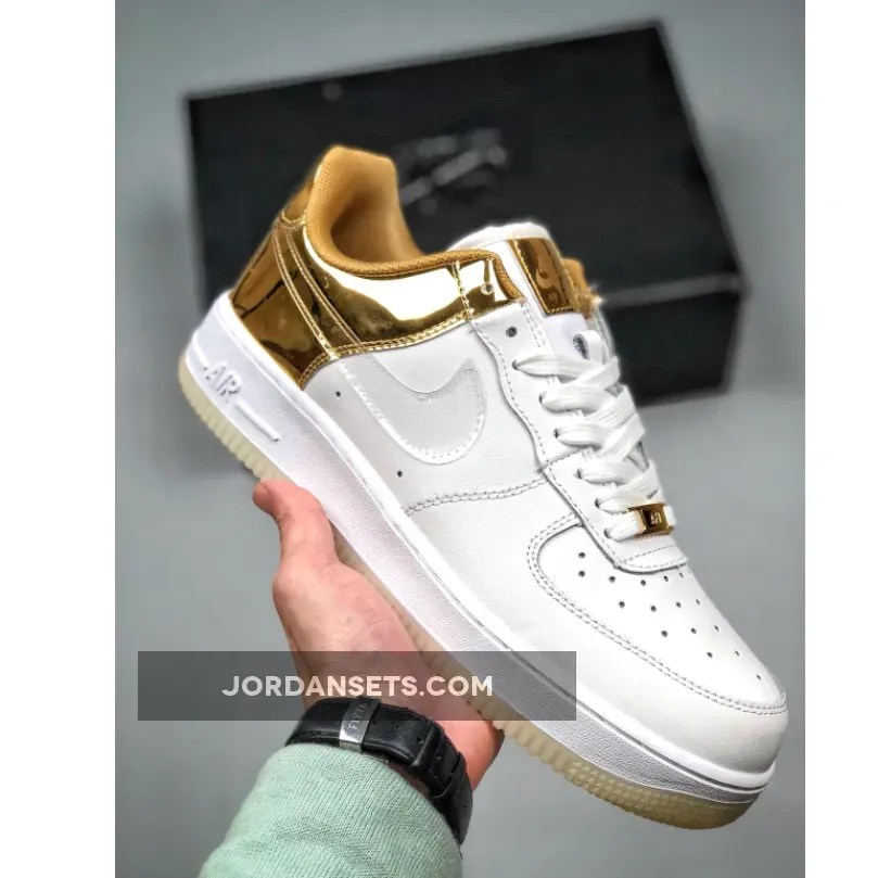 Nike Air Force 1 ’07 PRM White/Metal Gold-Light Gold-Clear