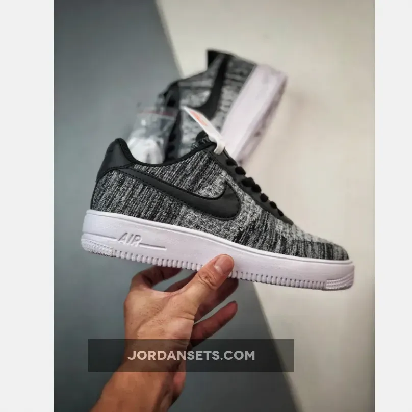 Nike Air Force 1 Flyknit 2.0 Black White Nike Air Force 1 Flyknit 2.0 Black White
