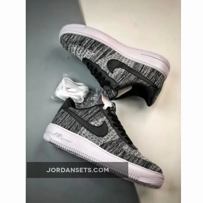 Nike Air Force 1 Flyknit 2.0 Black White Nike Air Force 1 Flyknit 2.0 Black White