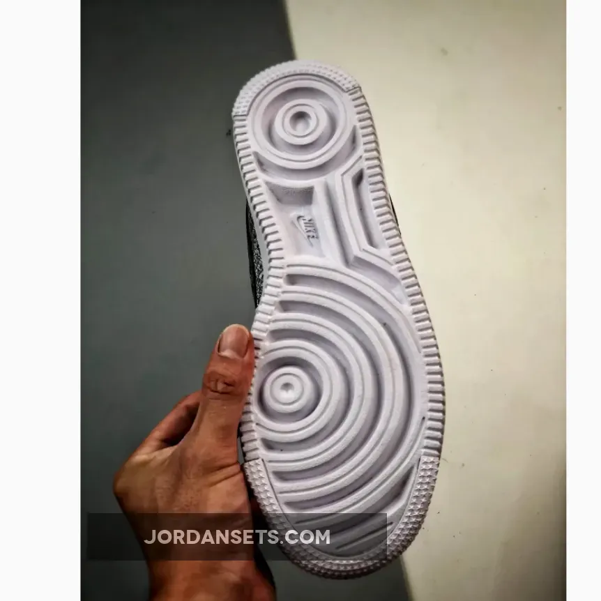 Nike Air Force 1 Flyknit 2.0 Black White Nike Air Force 1 Flyknit 2.0 Black White