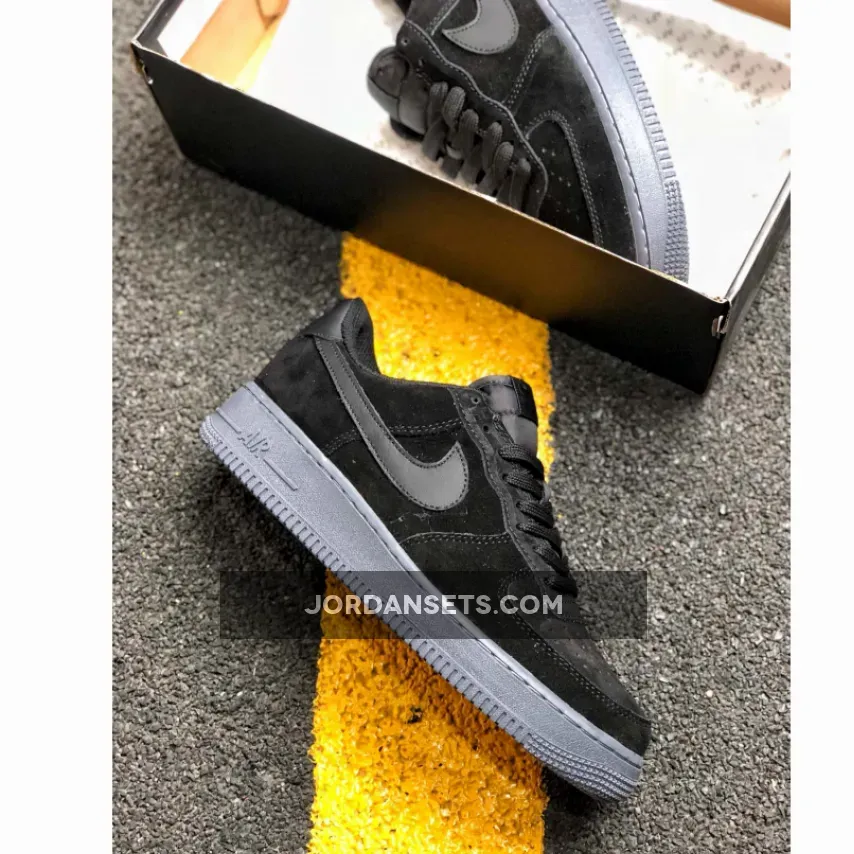 Nike Air Force 1 Low Black