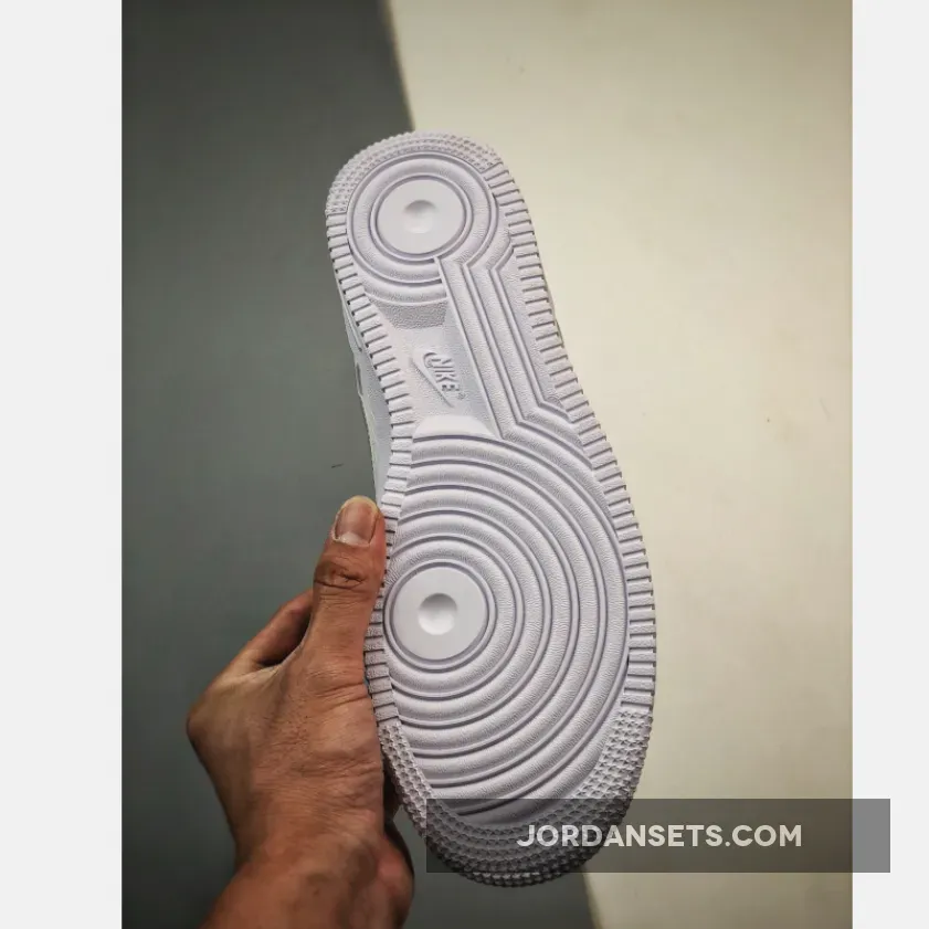 Nike Air Force 1 Low GS White Grey Crimson Nike Air Force 1 Low GS White Grey Crimson