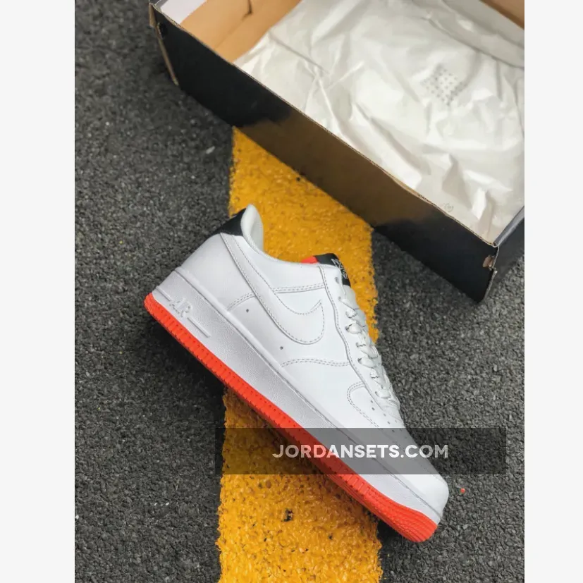 Nike Air Force 1 Low "NY v NY" White/Black-Orange Peel