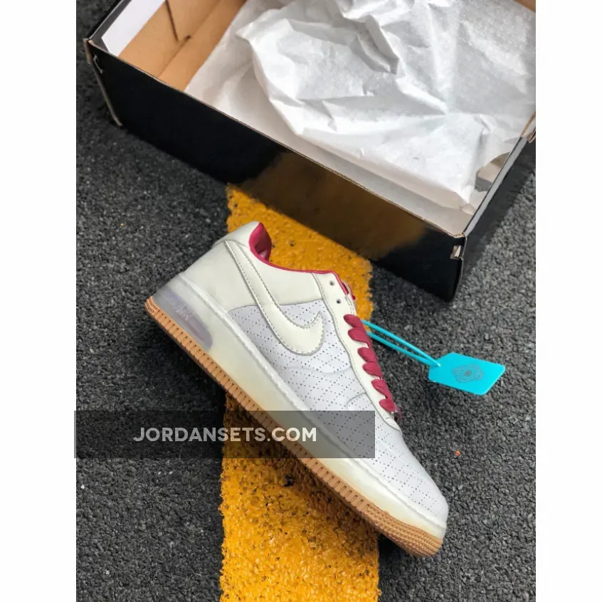 Nike Air Force 1 Low ‘Supreme Max Air’ Neutral Grey/Team Red-White Nike Air Force 1 Low ‘Supreme Max Air’ Neutral Grey/Team Red-White