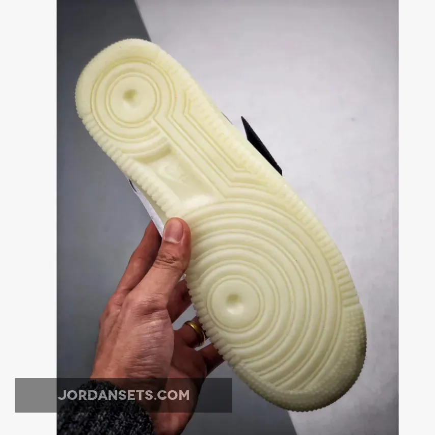 Nike Air Force 1 Low Utility White Black Nike Air Force 1 Low Utility White Black