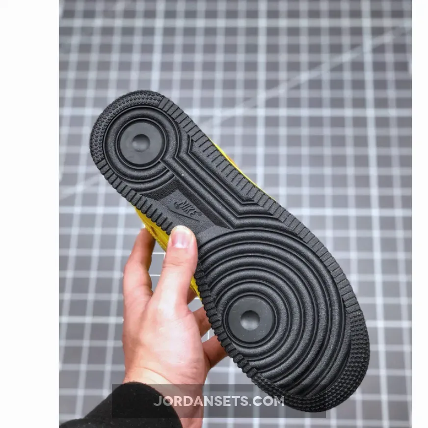 Nike Air Force 1 Low WTR Gore-Tex Dynamic Yellow Nike Air Force 1 Low WTR Gore-Tex Dynamic Yellow