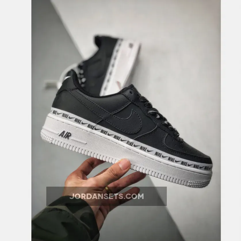 Nike Air Force 1 "Ribbon Pack" Black