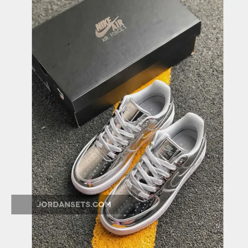 Nike Air Force 1 SP "Liquid Silver" Chrome/Metallic Silver/White Nike Air Force 1 SP "Liquid Silver" Chrome/Metallic Silver/White