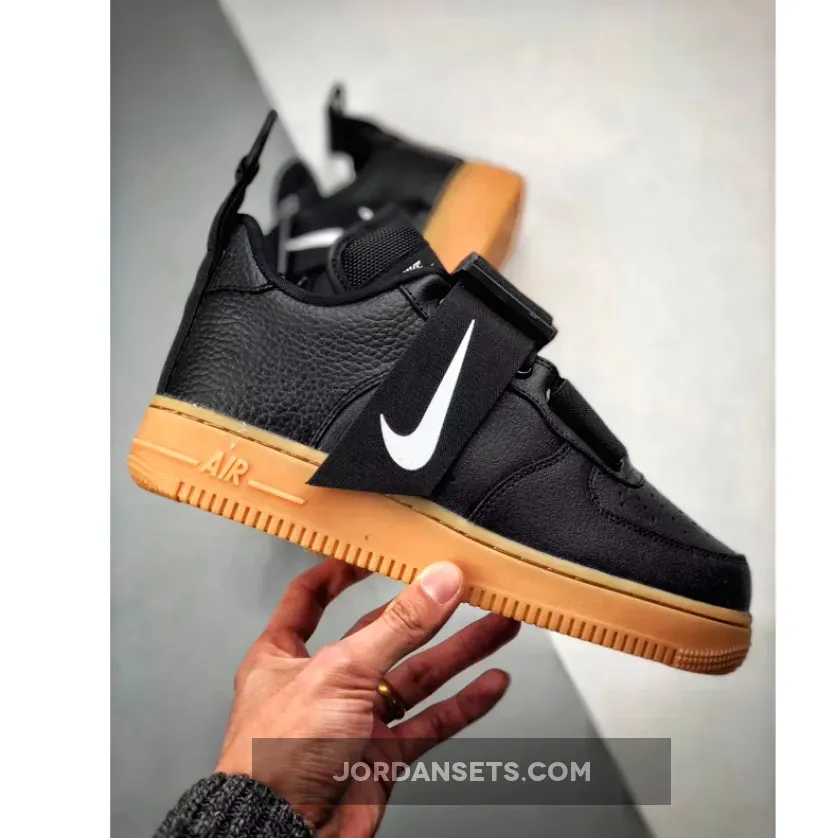 Nike Air Force 1 Utility "Black Gum"