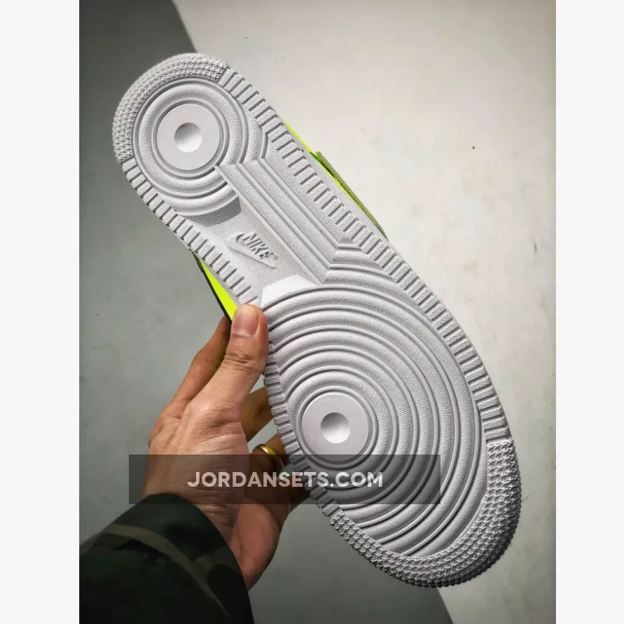 Nike Air Force 1 Utility Volt Grey Nike Air Force 1 Utility Volt Grey