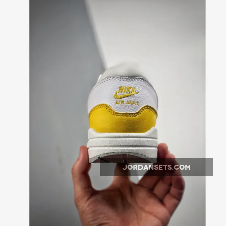 Nike Air Max 1 Tour Yellow Nike Air Max 1 Tour Yellow
