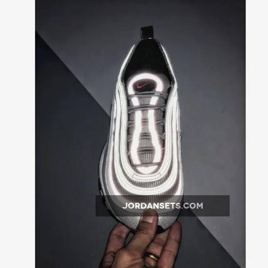 Nike Air Max 97 OG ‘Silver Bullet’ Metallic Silver/Varsity Red Nike Air Max 97 OG ‘Silver Bullet’ Metallic Silver/Varsity Red