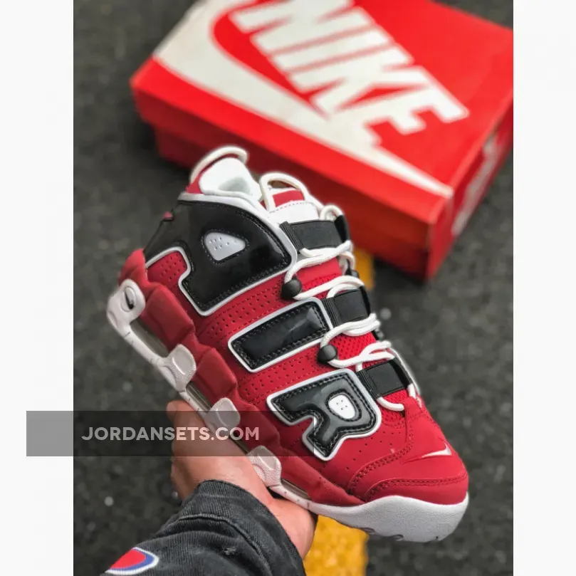 Nike Air More Uptempo ‘Bulls’ Varsity Red/White-Black