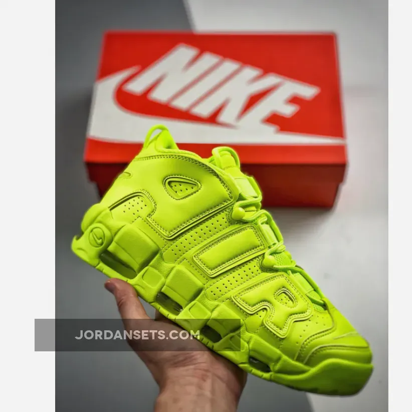 Nike Air More Uptempo Volt