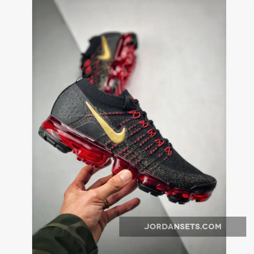 Nike Air VaporMax 2.0 "CNY" Black/Metallic Gold-University Red