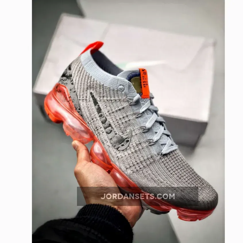 Nike Air VaporMax 3.0 "Moon Landing"