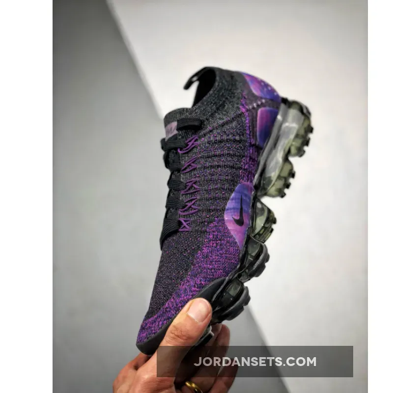 Nike Air VaporMax Flyknit 2.0 "Night Purple" Nike Air VaporMax Flyknit 2.0 "Night Purple"