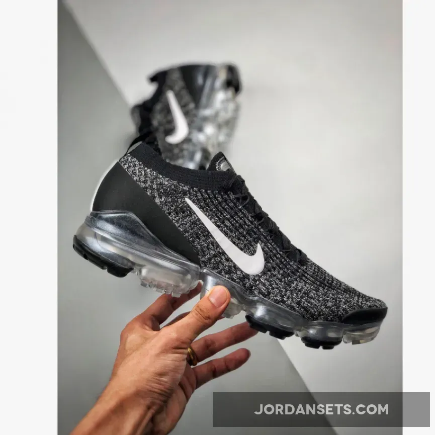Nike Air VaporMax Flyknit 3.0 Oreo