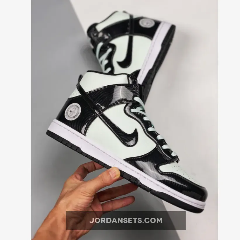 Nike Dunk High "All-Star 2021" Barely Green/Black-White Nike Dunk High "All-Star 2021" Barely Green/Black-White