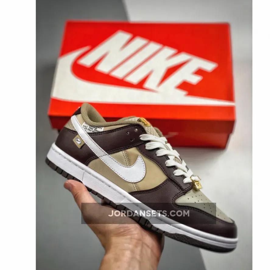 Nike Dunk Low "Bling" Brown Basalt