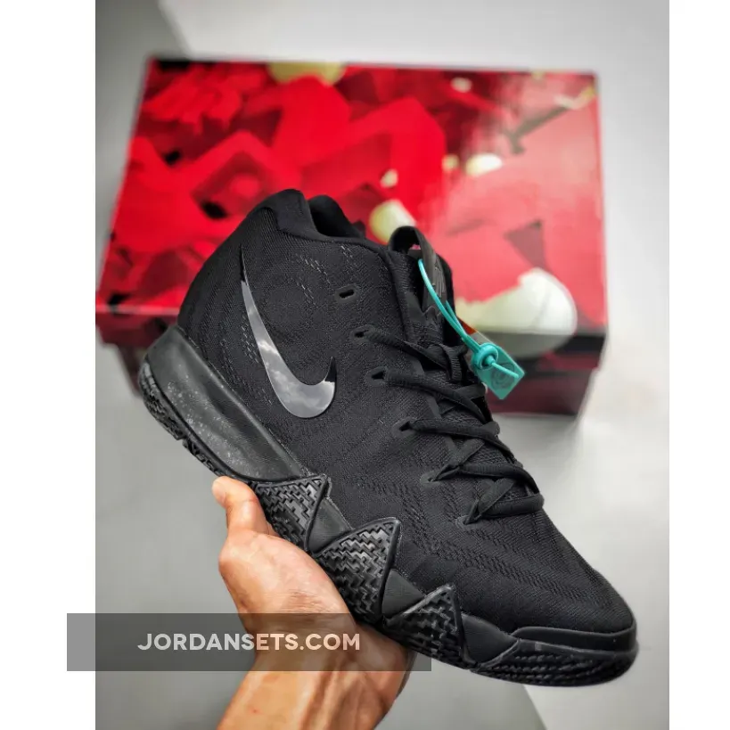 Nike Kyrie 4 "Triple Black"
